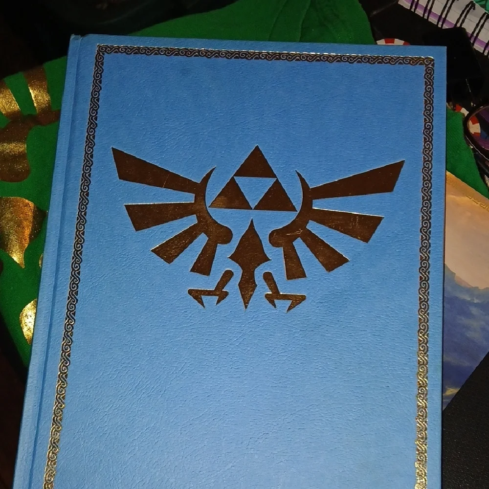 Green Zelda T-Shirt with Gold Triforce Design